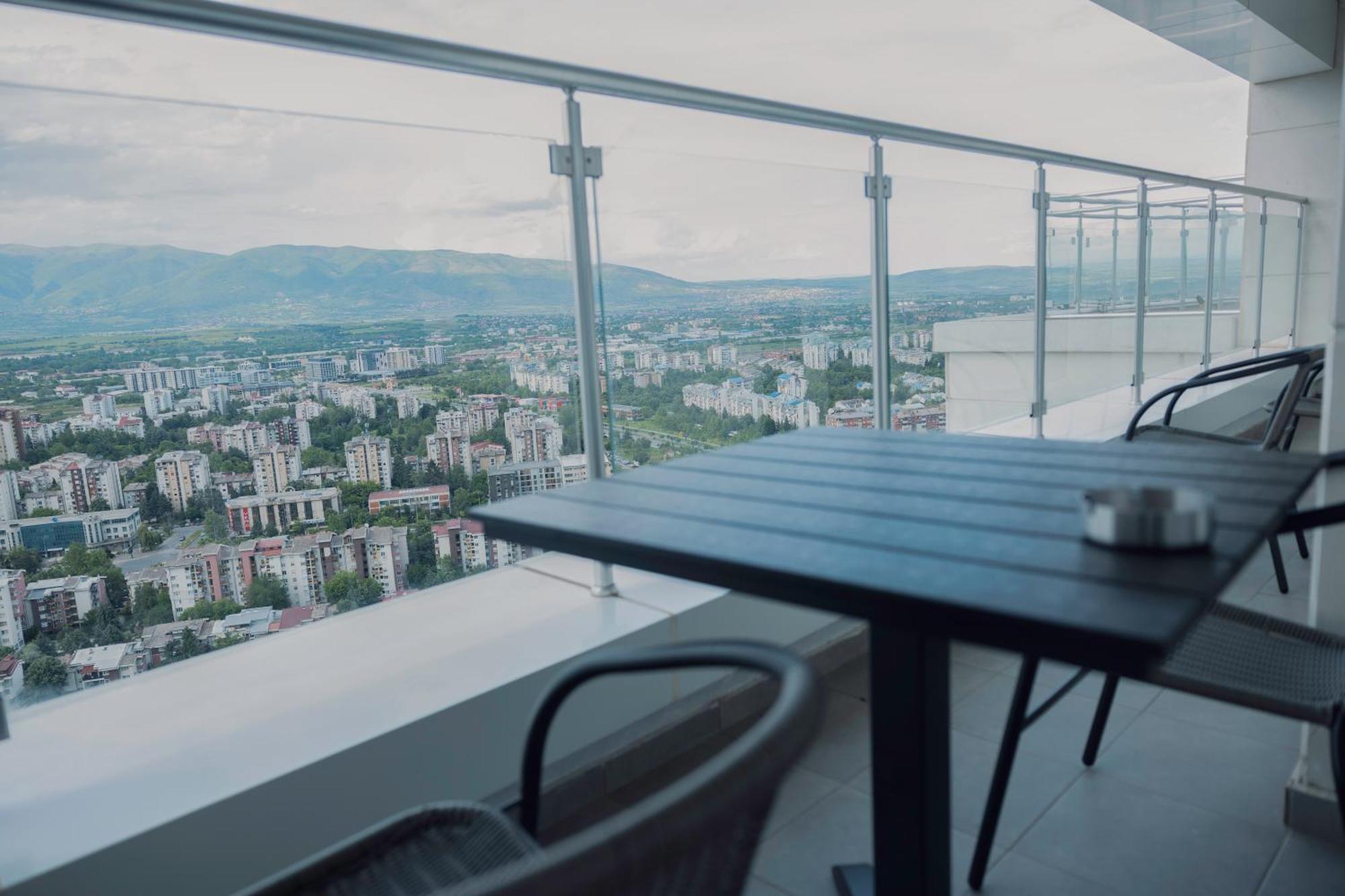 33Rd Floor Twin Apartments In Cevahir Sky City Complex With Pool, Spa, Fitness And Parking Included In Price สโกเปีย ภายนอก รูปภาพ