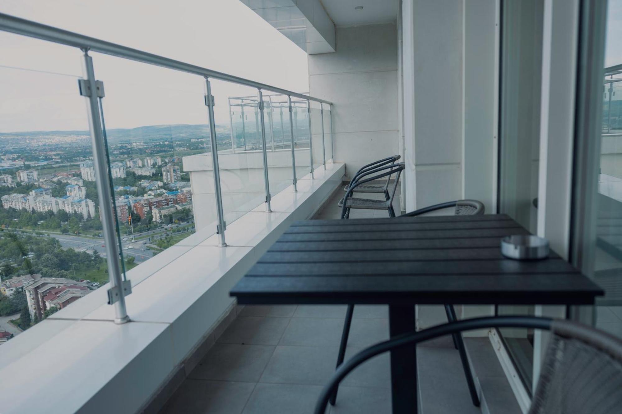 33Rd Floor Twin Apartments In Cevahir Sky City Complex With Pool, Spa, Fitness And Parking Included In Price สโกเปีย ภายนอก รูปภาพ