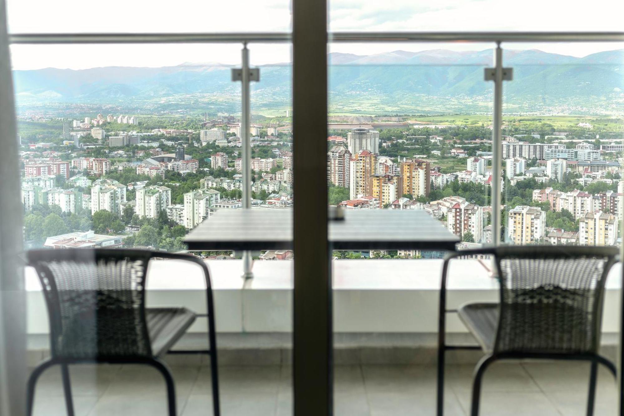 33Rd Floor Twin Apartments In Cevahir Sky City Complex With Pool, Spa, Fitness And Parking Included In Price สโกเปีย ภายนอก รูปภาพ