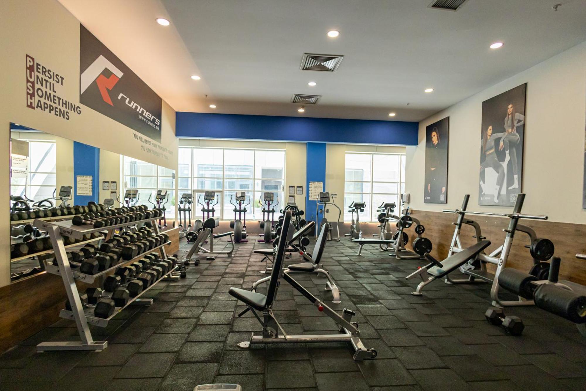 33Rd Floor Twin Apartments In Cevahir Sky City Complex With Pool, Spa, Fitness And Parking Included In Price สโกเปีย ภายนอก รูปภาพ